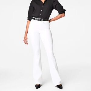 SPANX EveryWear Flare Jeans WHITE XL Extra Large High Rise Pull On 31 32 12
